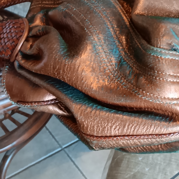 Fendi spy bag excellent condition!! - Picture 7 of 16